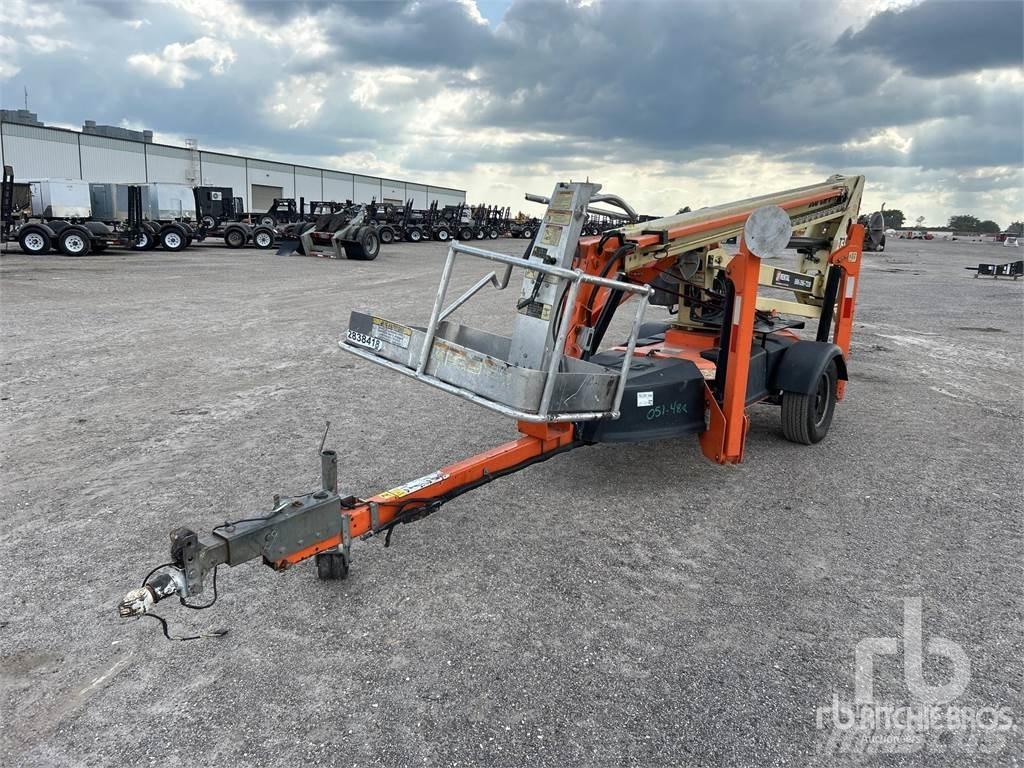 JLG T-350 Nacelles articulées