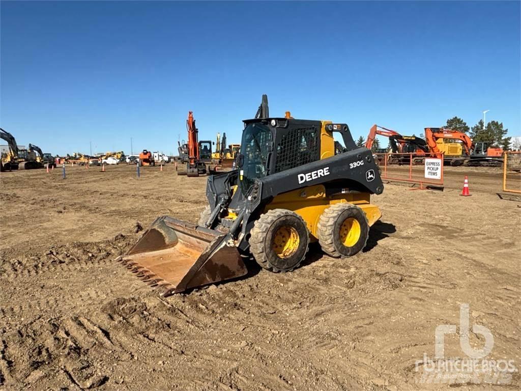 John Deere 330G Chargeuse compacte