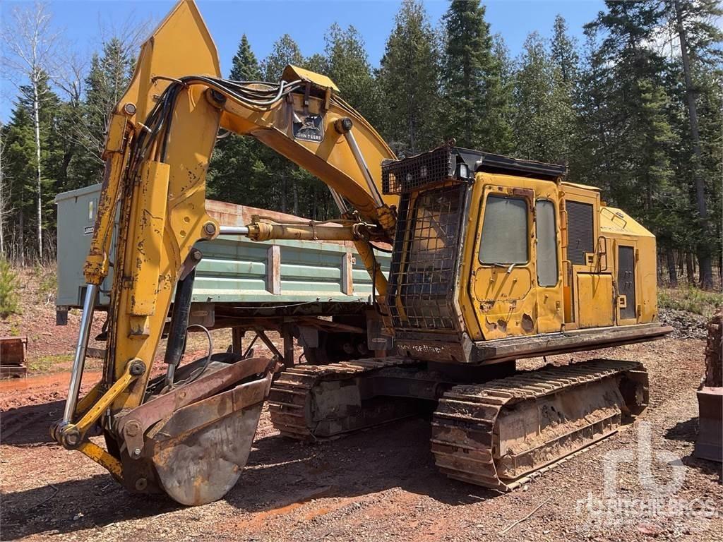 John Deere 693D Pelle sur chenilles