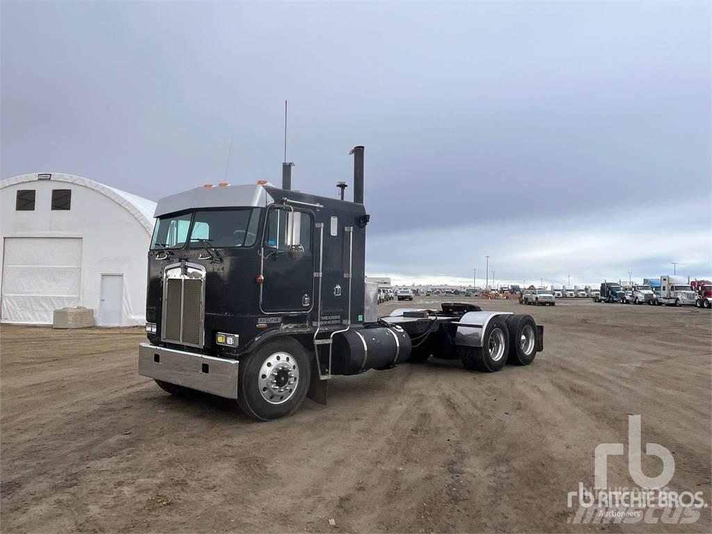 Kenworth K100 Tracteur routier