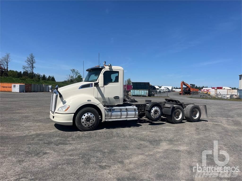 Kenworth T-680 Tracteur routier