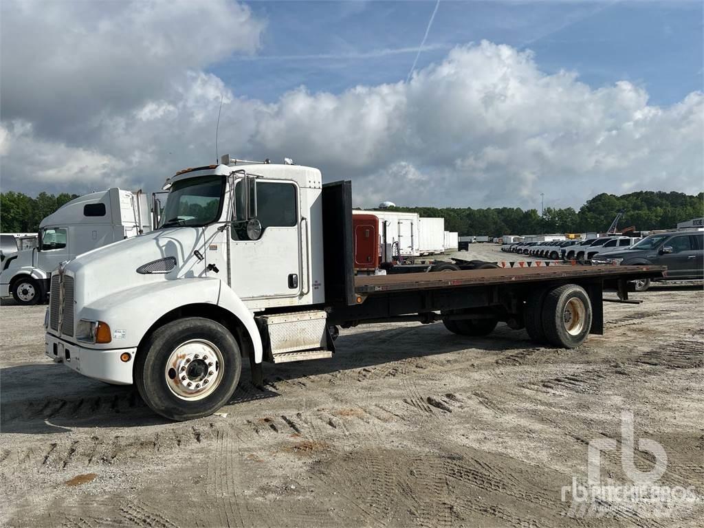 Kenworth T300 Camion plateau