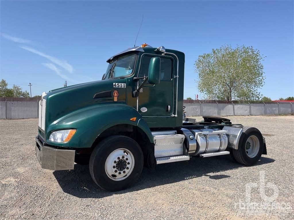 Kenworth T400 Tracteur routier