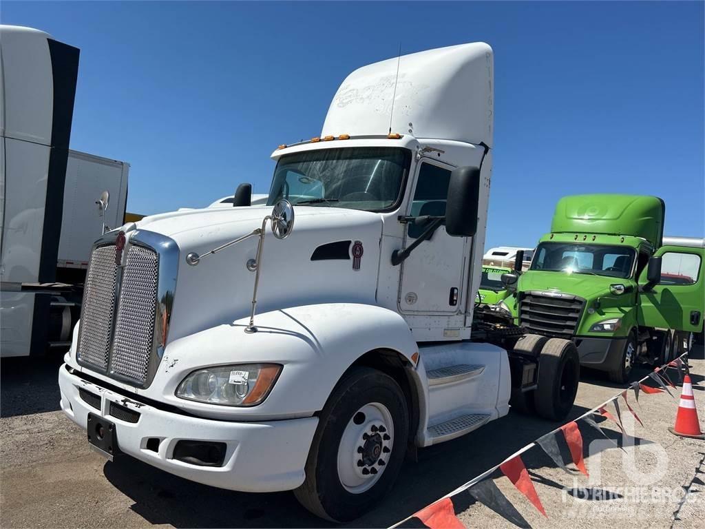 Kenworth T660 Tracteur routier