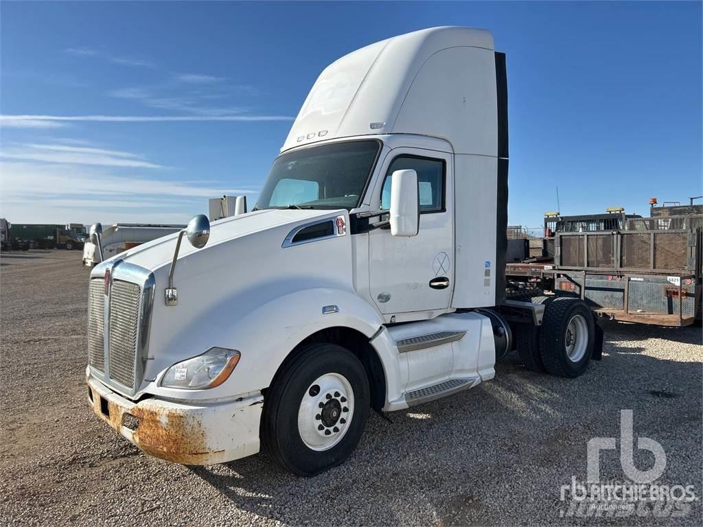 Kenworth T680 Tracteur routier