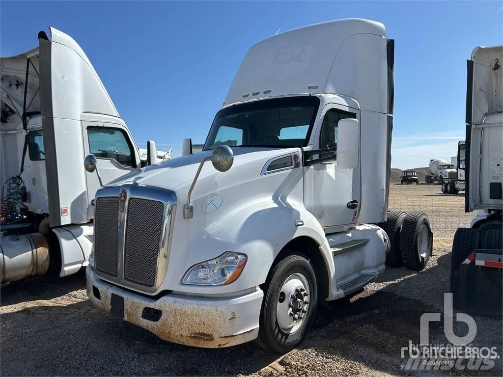 Kenworth T680 Tracteur routier