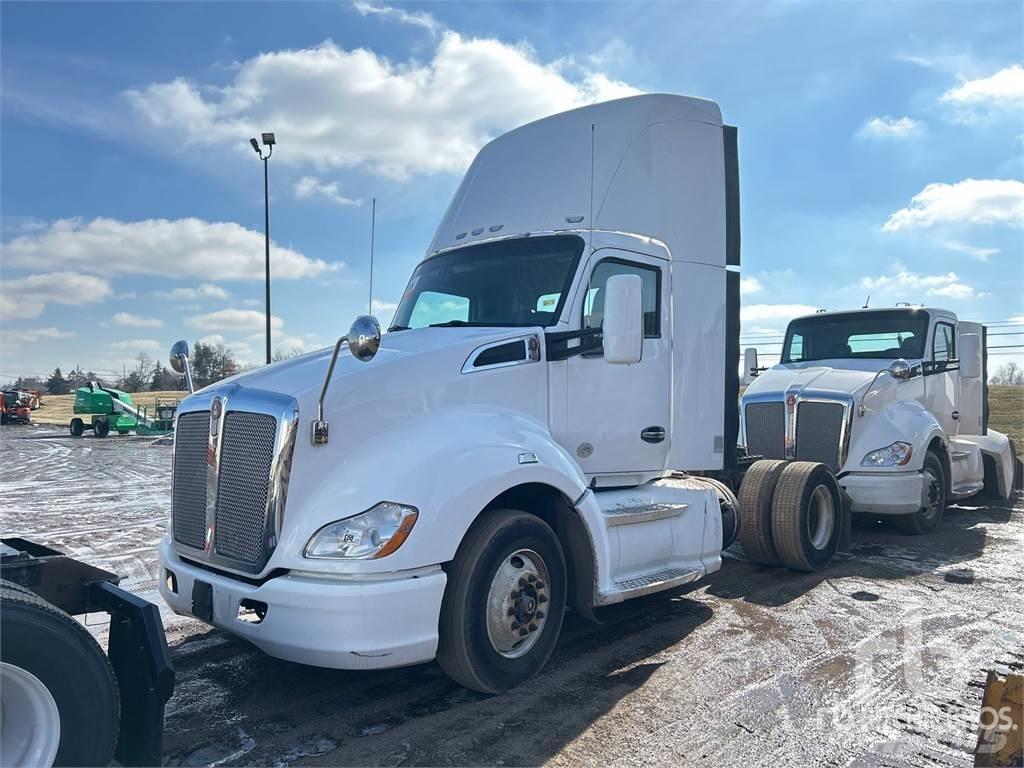 Kenworth T680 Tracteur routier
