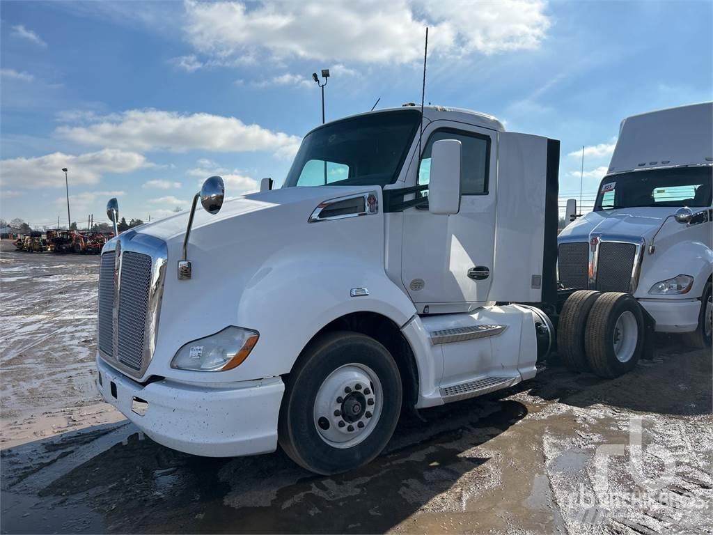 Kenworth T680 Tracteur routier