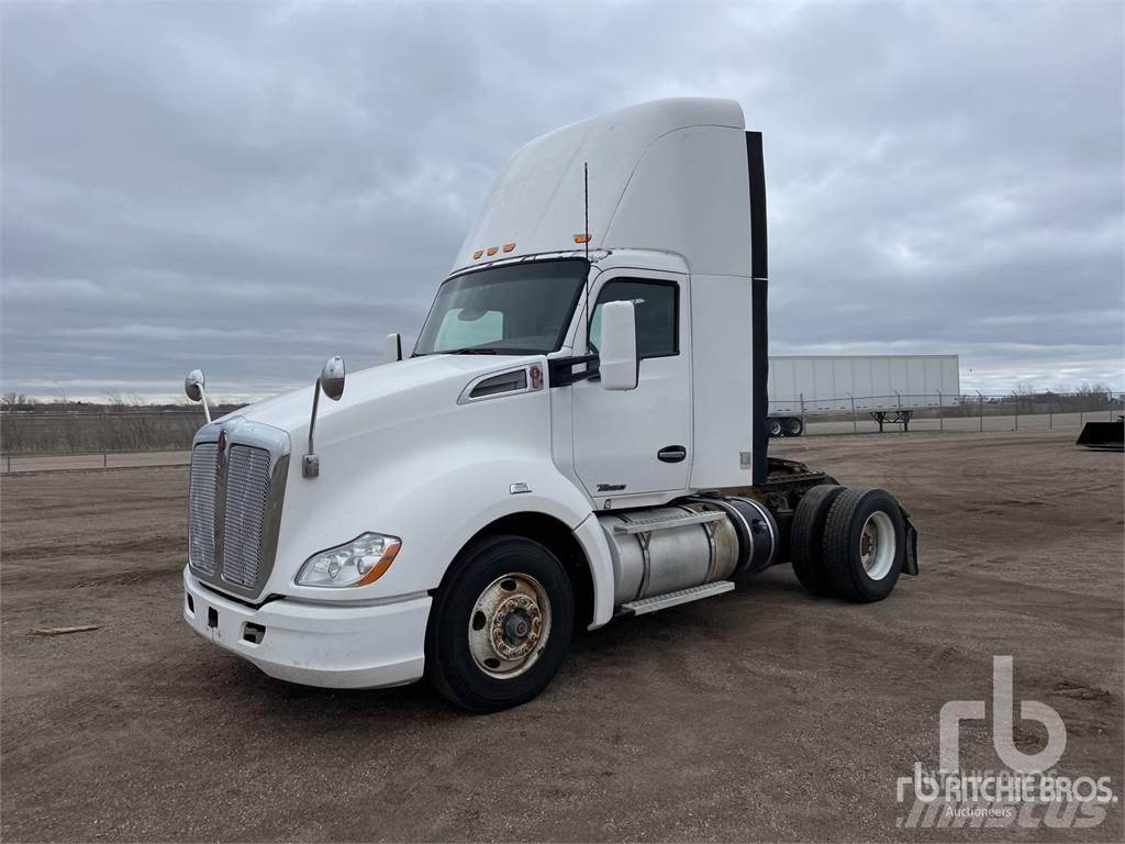 Kenworth T680 Tracteur routier