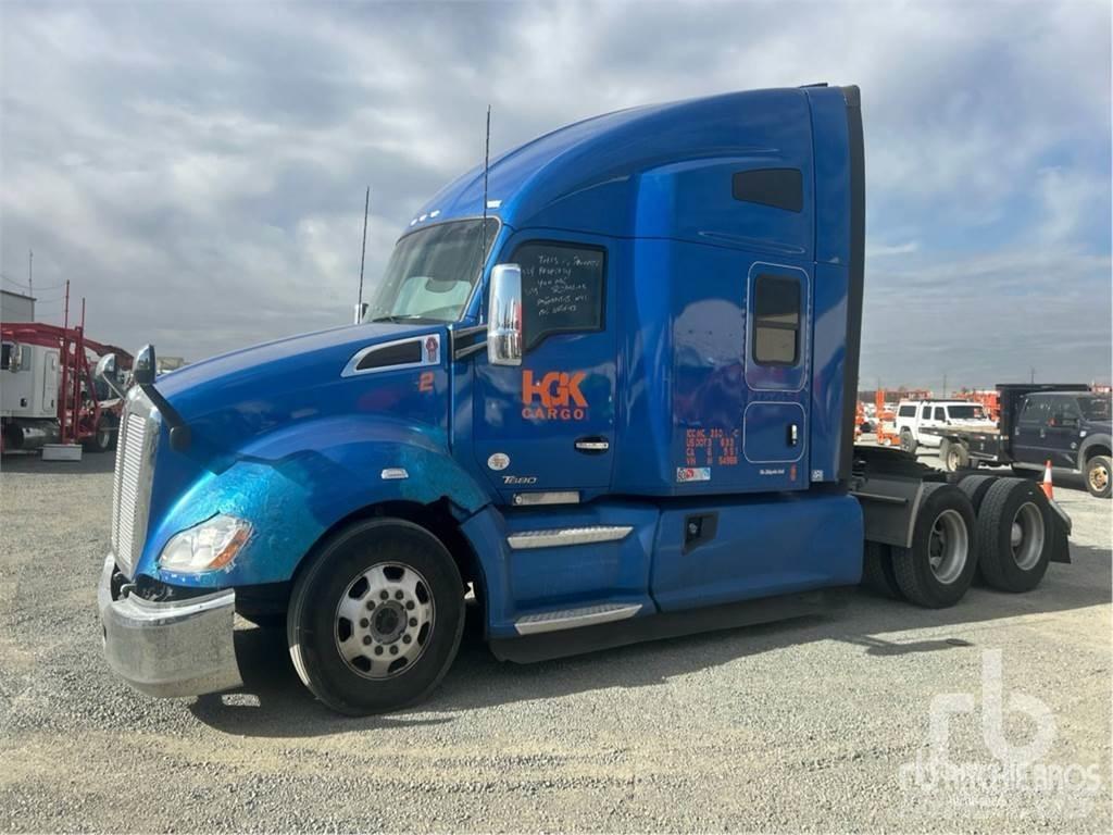 Kenworth T680 Tracteur routier