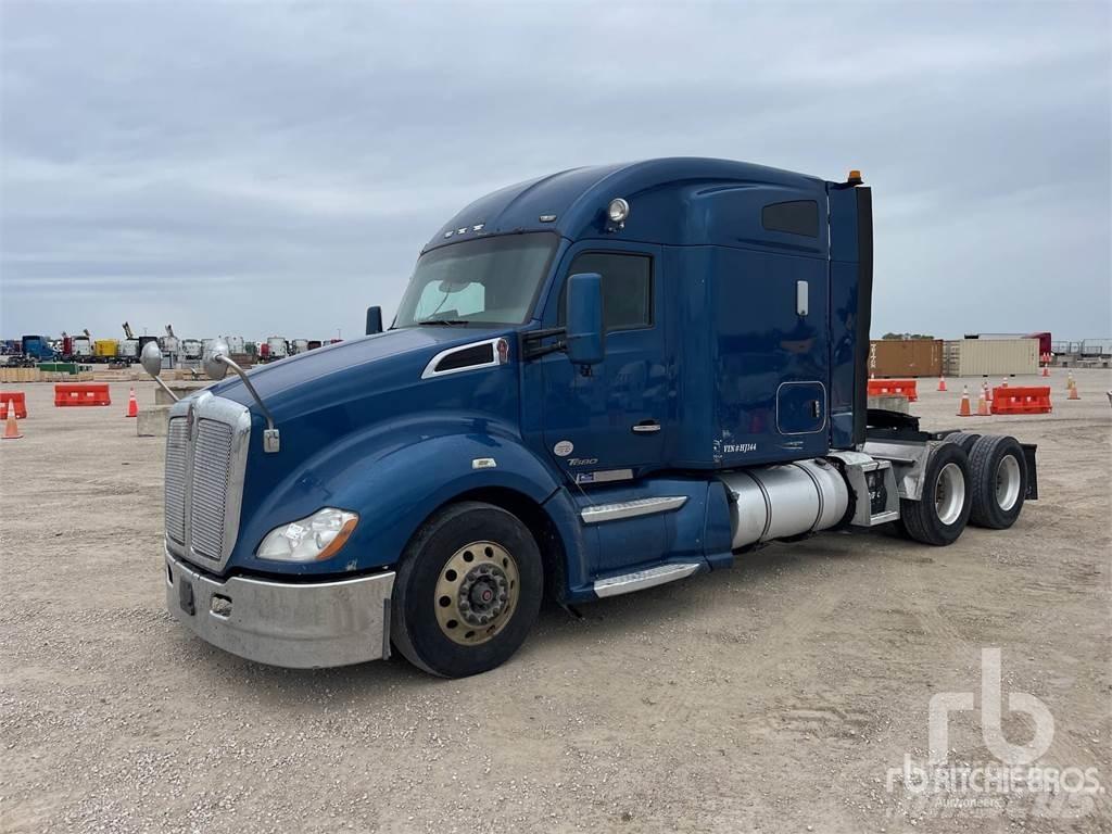 Kenworth T680 Tracteur routier