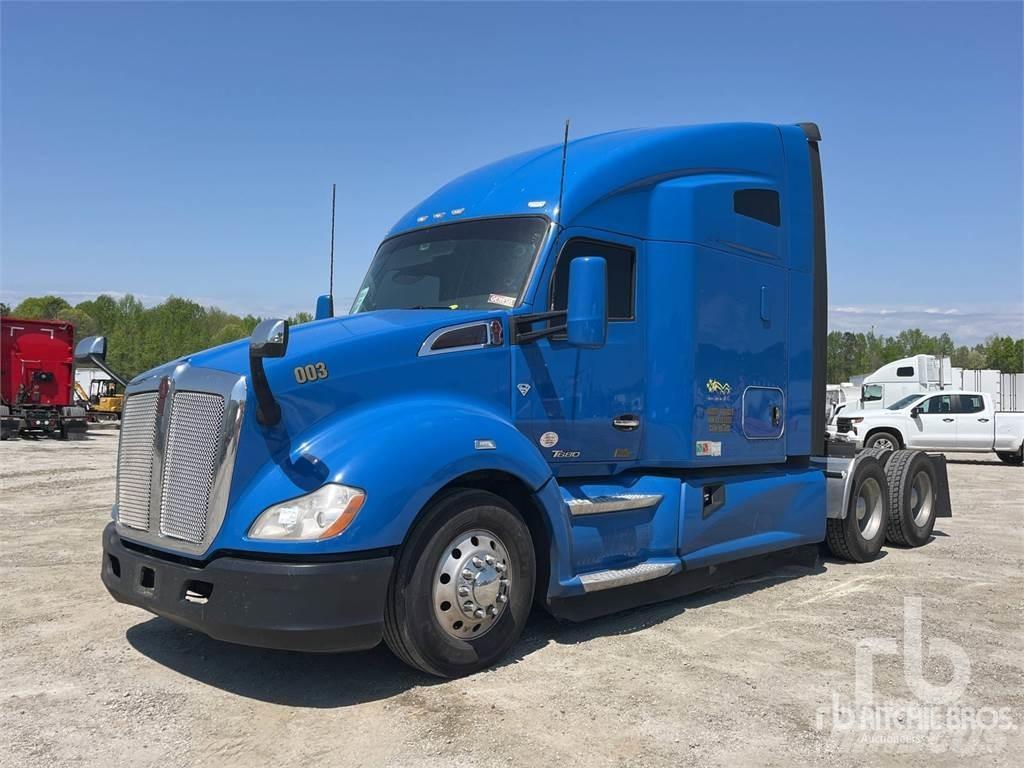Kenworth T680 Tracteur routier