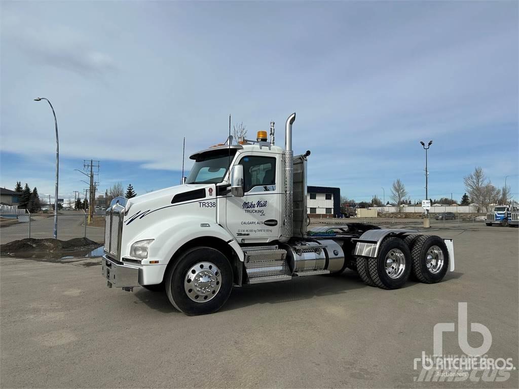 Kenworth T880 Tracteur routier
