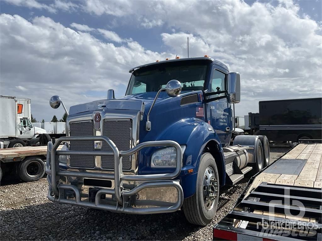 Kenworth T880 Tracteur routier