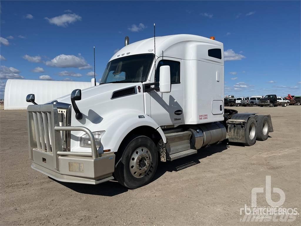 Kenworth T880 Tracteur routier