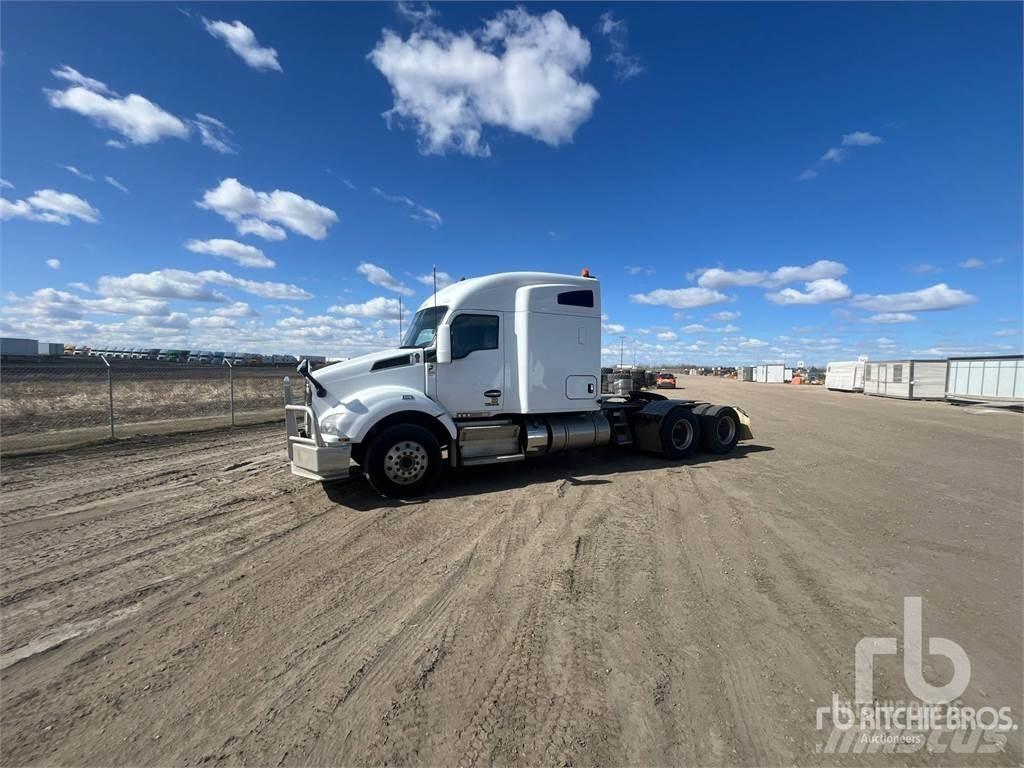 Kenworth T880 Tracteur routier