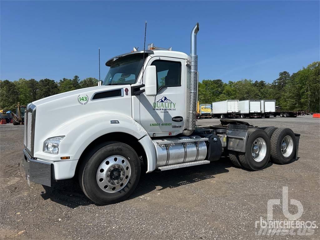 Kenworth T880 Tracteur routier