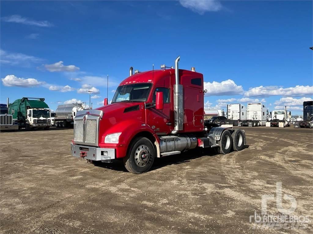 Kenworth T880 Tracteur routier