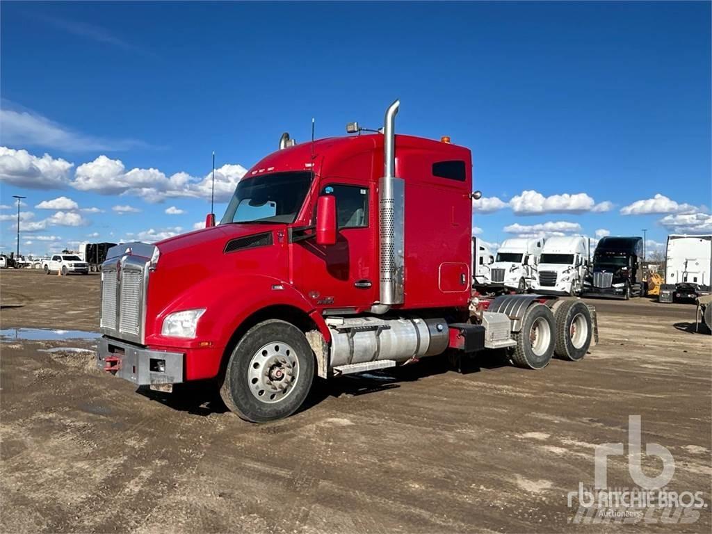 Kenworth T880 Tracteur routier