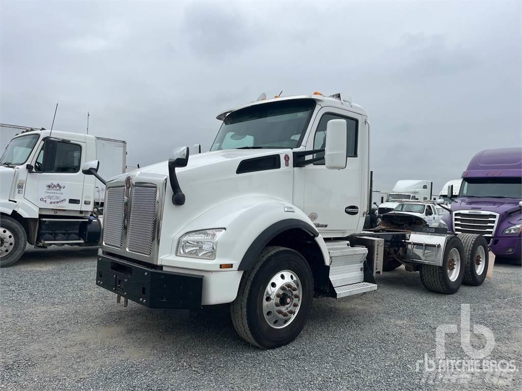 Kenworth T880 Tracteur routier