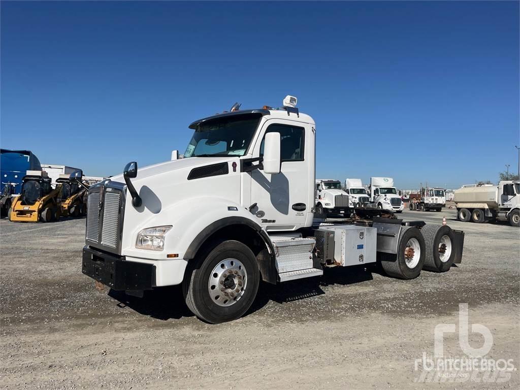 Kenworth T880 Tracteur routier