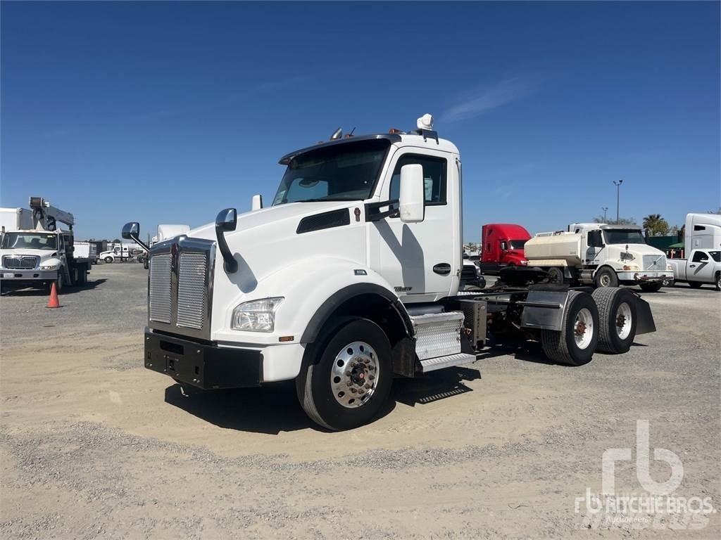 Kenworth T880 Tracteur routier