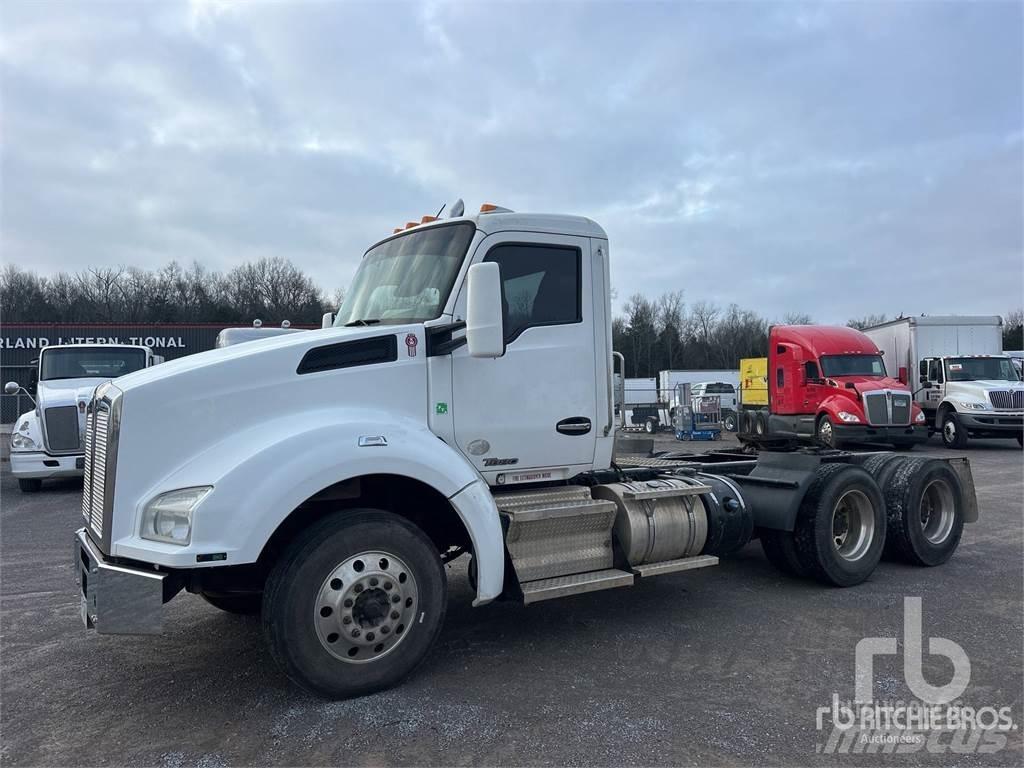 Kenworth T880 Tracteur routier