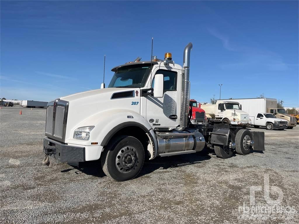 Kenworth T880 Tracteur routier