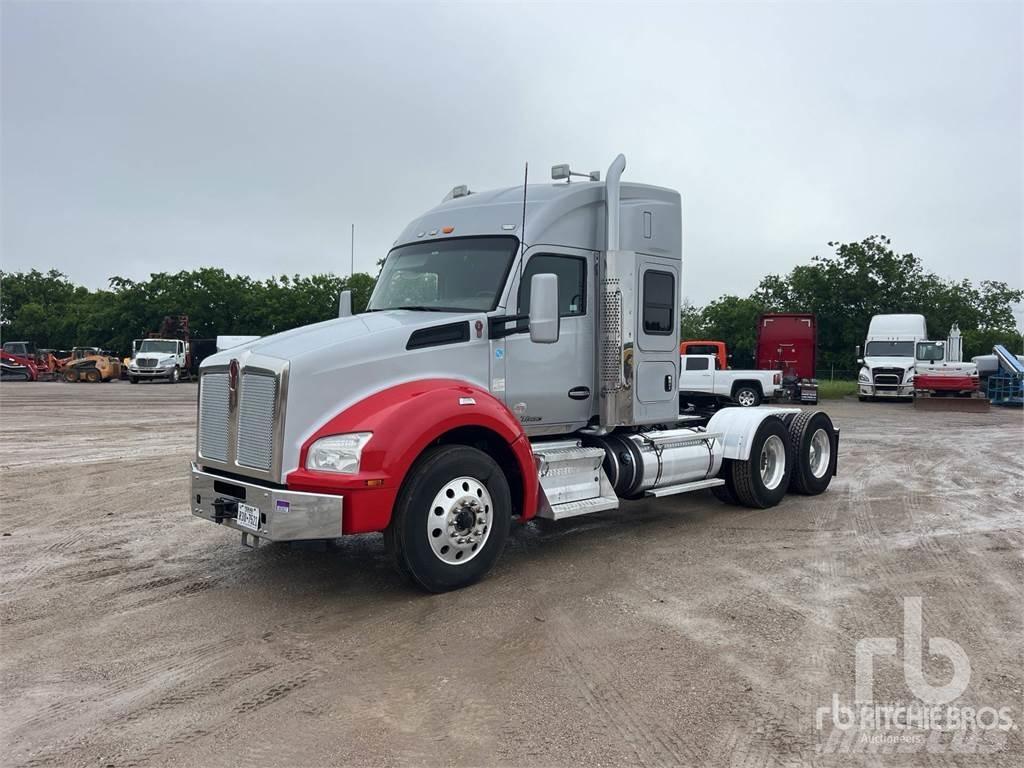 Kenworth T880 Tracteur routier
