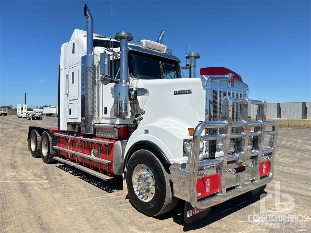 Kenworth T909 Tracteur routier