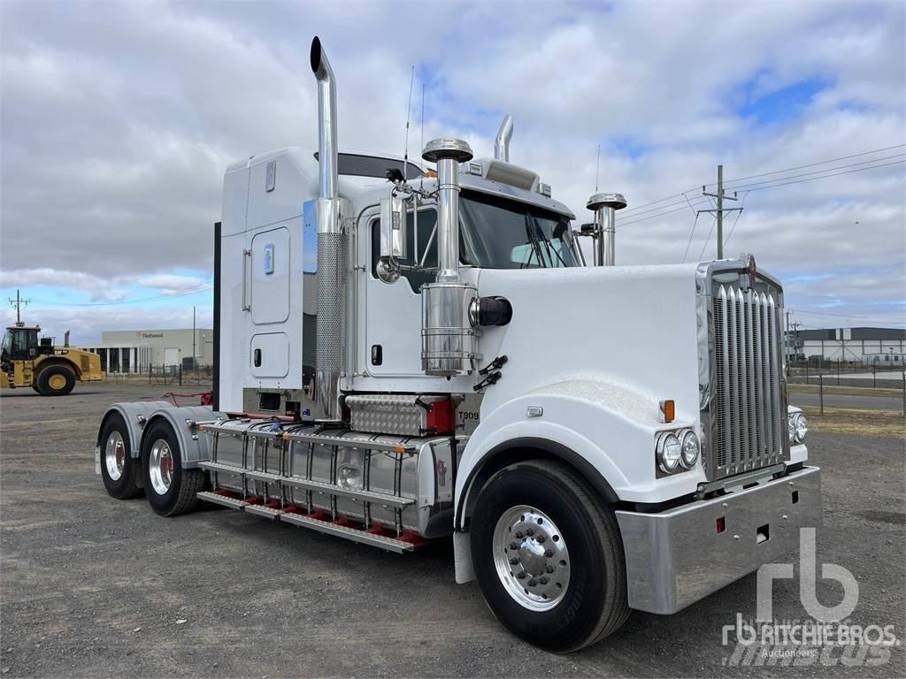 Kenworth T909 Tracteur routier