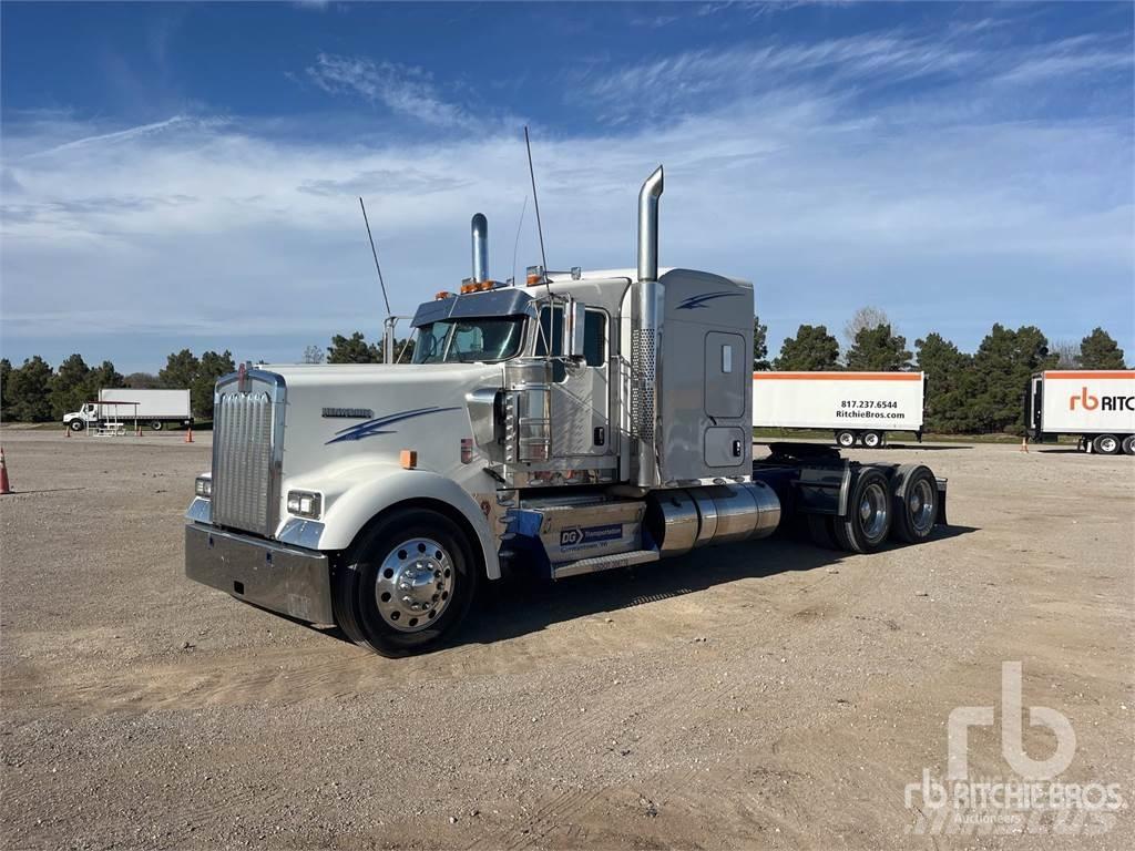 Kenworth W900 Tracteur routier