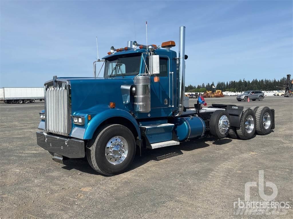 Kenworth W900 Tracteur routier