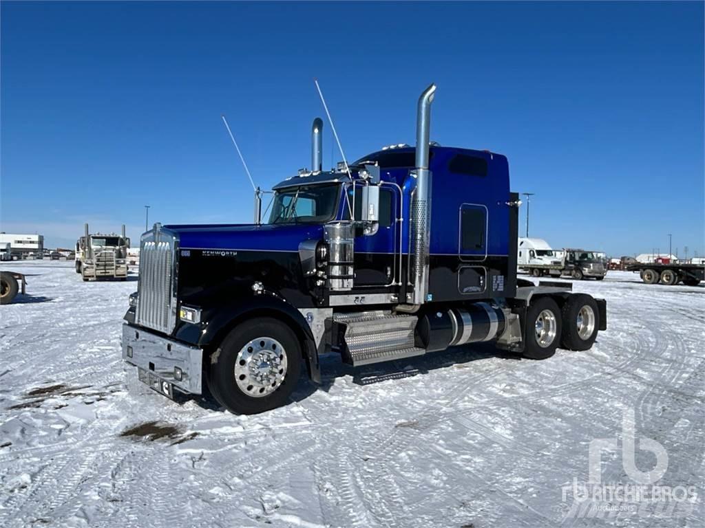 Kenworth W900L Tracteur routier