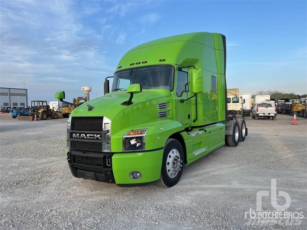 Mack AN64T Tracteur routier