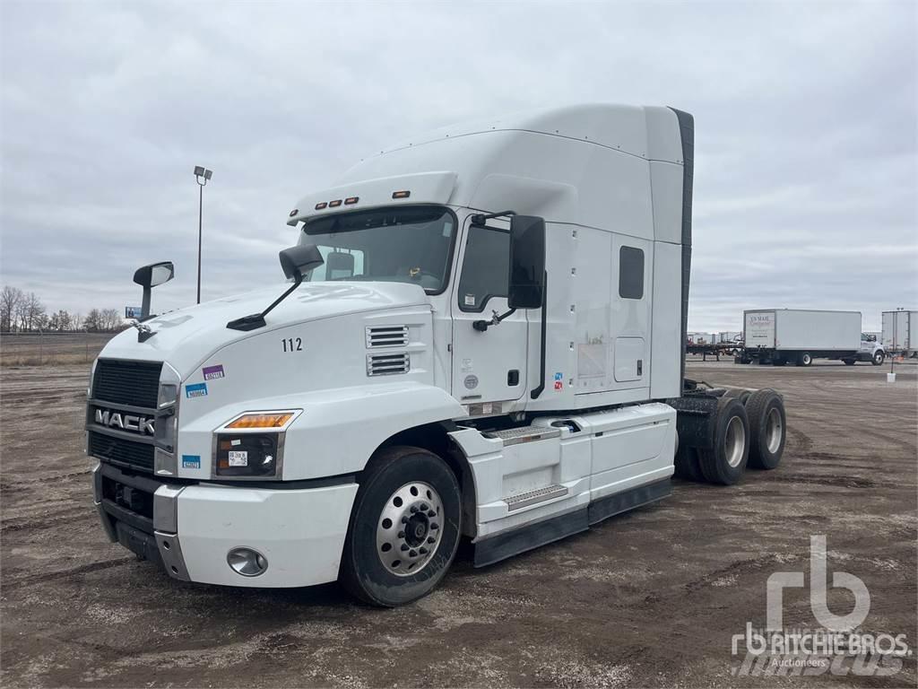 Mack ANTHEM Tracteur routier