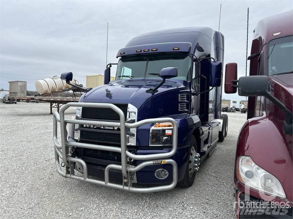 Mack ANTHEM Tracteur routier