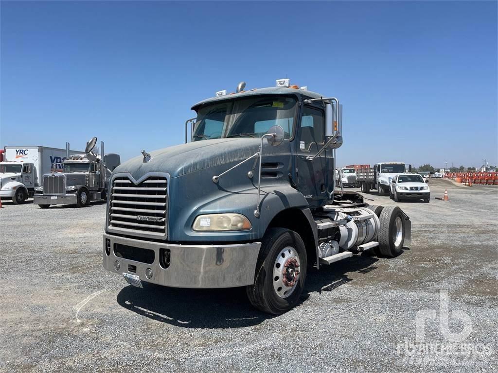 Mack CH612 Tracteur routier