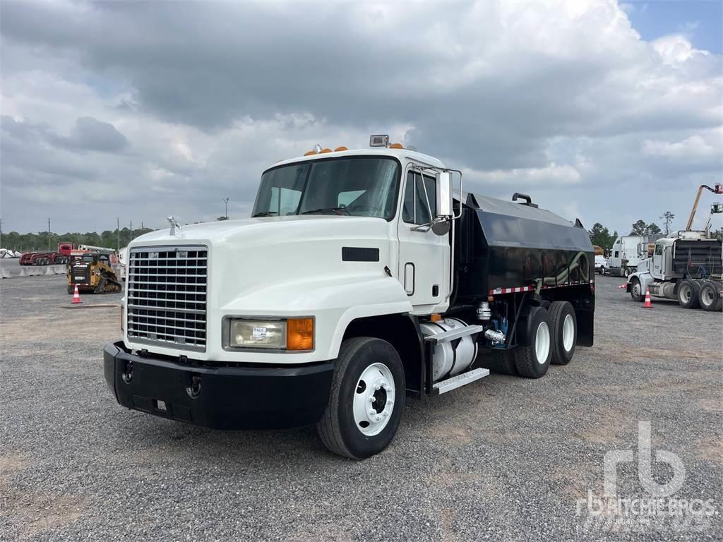 Mack CH613 Camion citerne à eau