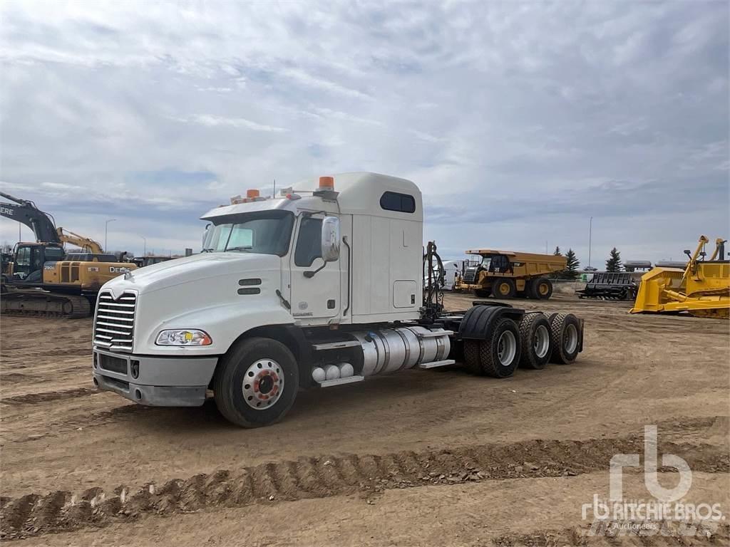 Mack CXU614 Tracteur routier
