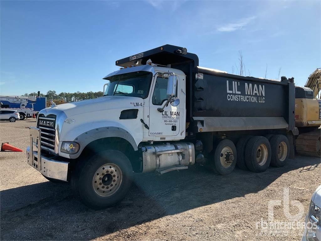 Mack GU713 Camion benne