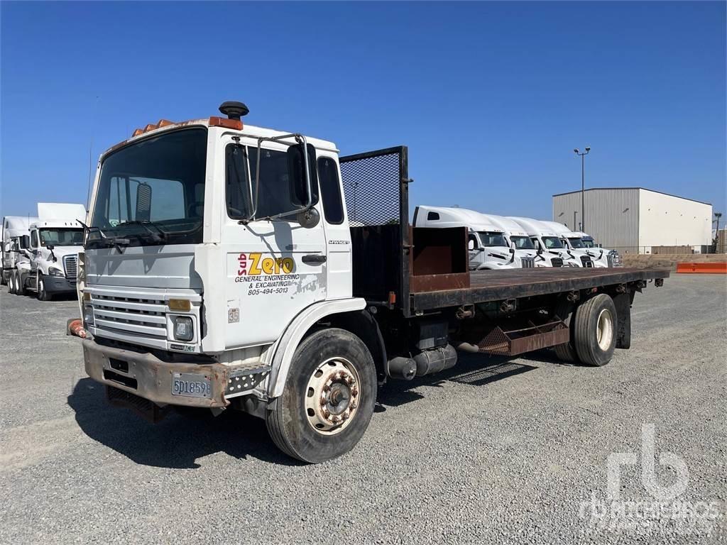 Mack MS250P Camion plateau