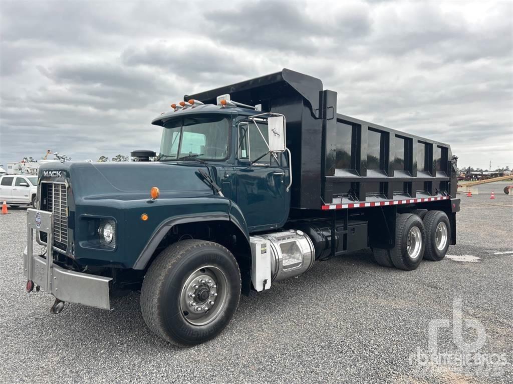Mack RB688S Camion benne