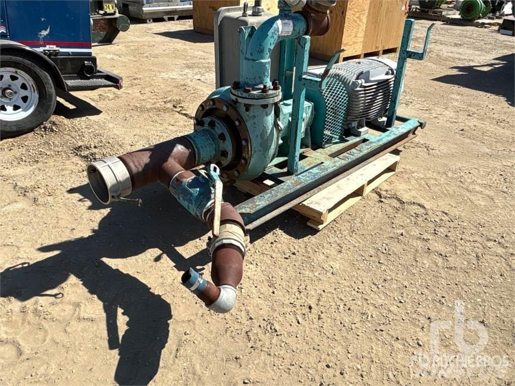  MCKINNEY 2500 Pompe à eau / Motopompe