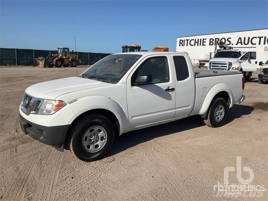 Nissan FRONTIER Utilitaire benne