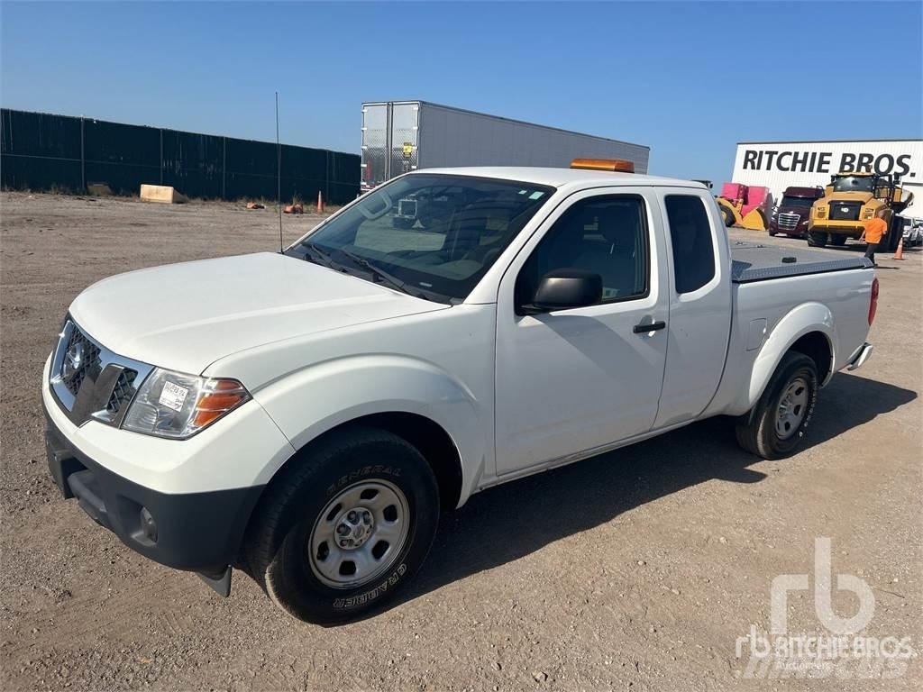Nissan FRONTIER Utilitaire benne