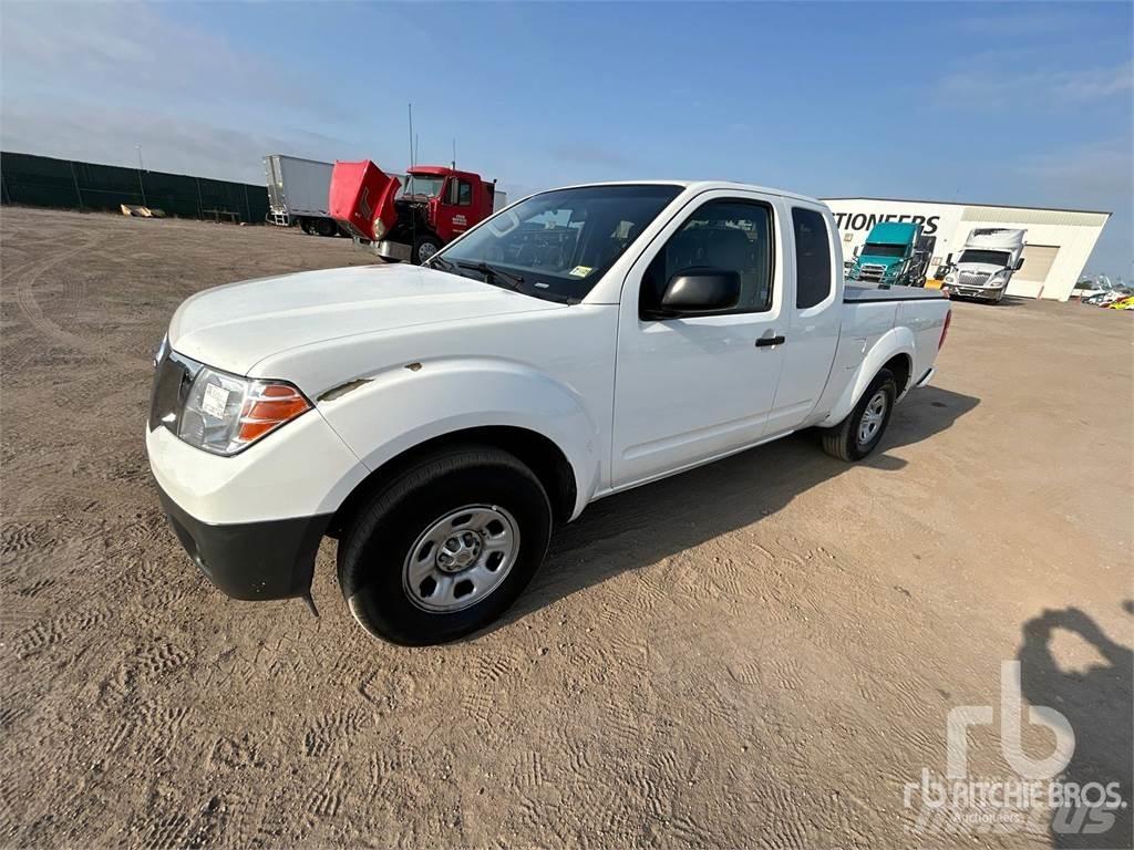 Nissan FRONTIER Utilitaire benne