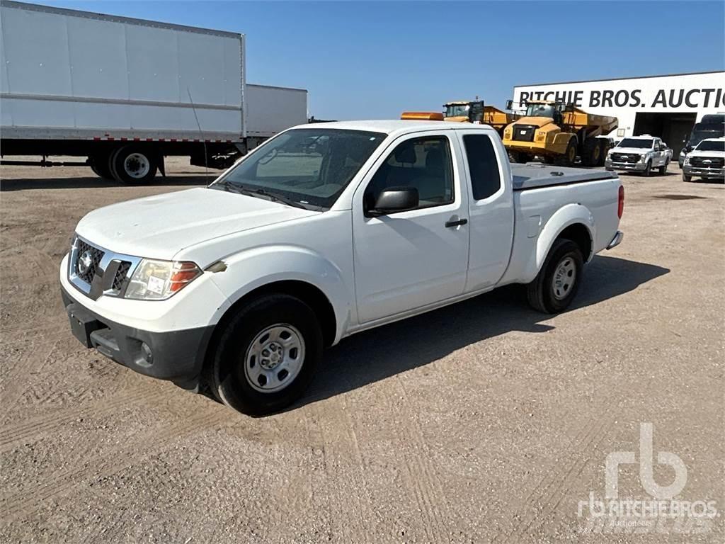 Nissan FRONTIER Utilitaire benne