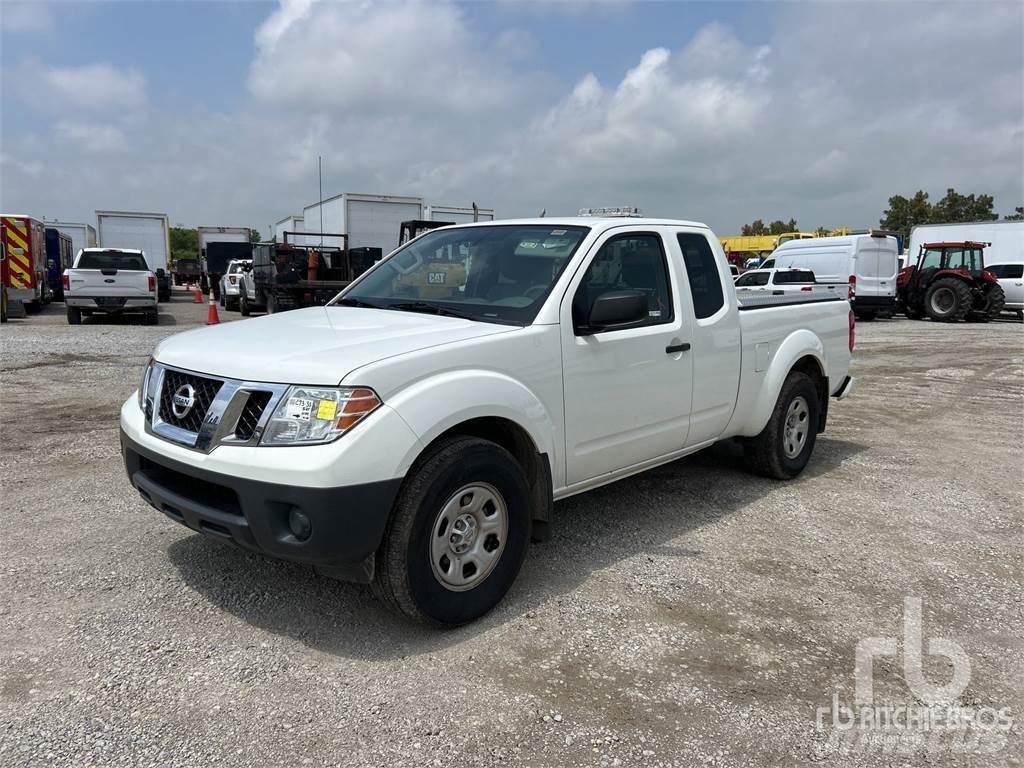 Nissan FRONTIER Utilitaire benne