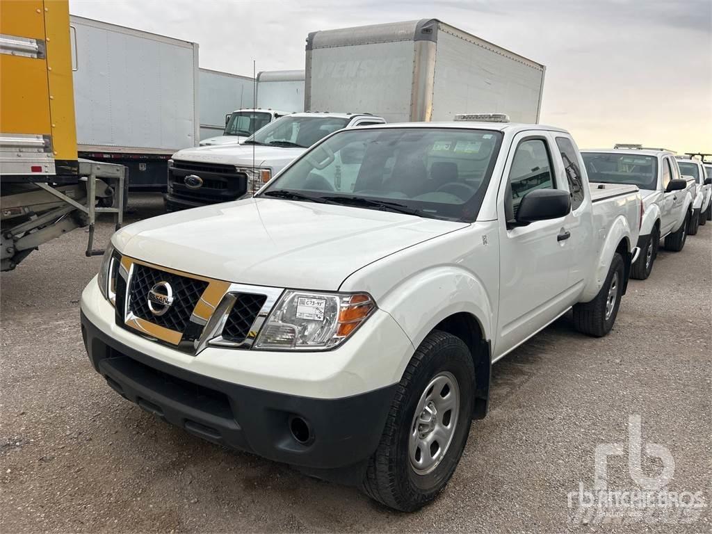 Nissan FRONTIER Utilitaire benne